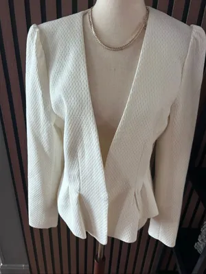 H&M white blazer size 14 NEW cinched in thumbnail 1