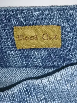 Seven7 8 31 Medium Wash Boot Cut Jeans thumbnail 6