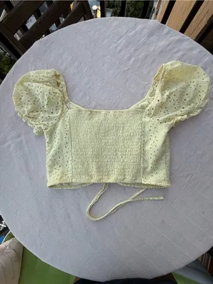Hollister Pale Yellow Eyelet Ruched Puff-Sleeve Crop Top thumbnail 4