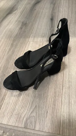 Steve Madden Black Heels Suede thumbnail 3