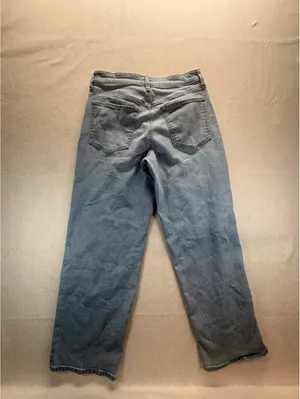 Old Navy Wow Loose Women’s Light Wash High Rise Wide Leg Jeans thumbnail 7