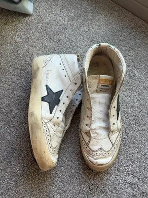 Golden Goose Sneakers  thumbnail 2
