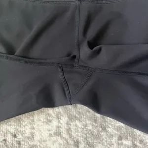 Lululemon Wunder Train Contour Fit High-Rise Short 8" thumbnail 4