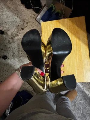 Marc Fisher ltf lucah platform gold heel 7.5 thumbnail 8