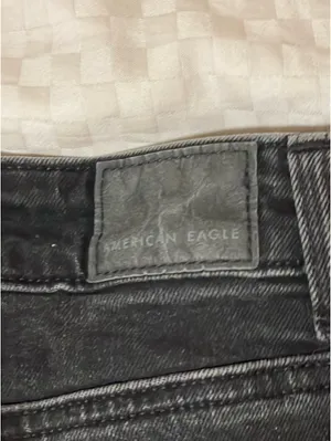 American Eagle Outfitters Mom Jean Shorts (Black) thumbnail 3