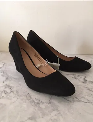Black Wedge Heels, Size 11 thumbnail 6