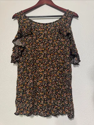 Free Kisses Floral Cold Shoulder Ruffle Blouse Top Black Multi – Size Large READ thumbnail 4