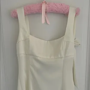 Urban Outfitters🤍 Bri Double Bow Satin White Mini Dress - Size XS Women’s thumbnail 5