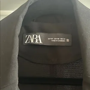 Zara Black Double-Button Sleeveless Blazer Vest thumbnail 2