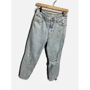 Abercrombie & Fitch Mom Jeans Womens 28/6R Light Wash Distressed High Rise Denim thumbnail 3
