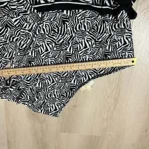 Michael Kors Zebra Print 2 Piece Skirt Set Womens L‎ Black White Side Tie Co-ord thumbnail 4