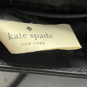 Kate Spade Crossbody Bag Black Purse Gold Chain Detail Snap Cow Hide Leather thumbnail 16