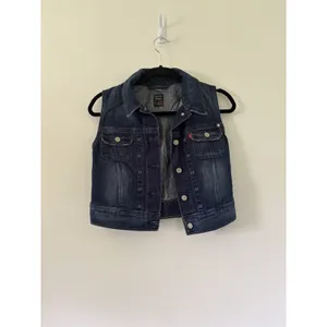 Vintage Y2K Levi’s Jeans Rivet Grommet Denim Best Dark Wash Size M Runs Small thumbnail 2