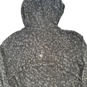 Lululemon Hooded Define Jacket Nulu - Size 6 thumbnail 6