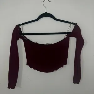 Maroon off the shoulder crop top Red thumbnail 1
