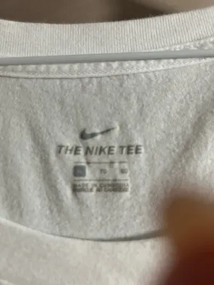 Nike Tee Shirt Women’s thumbnail 3