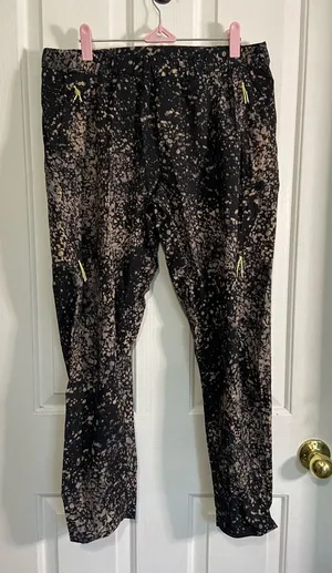 lululemon athletica Black with Beige Speckle Lined track pants thumbnail 1