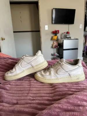 Nike Air Force 1 thumbnail 2
