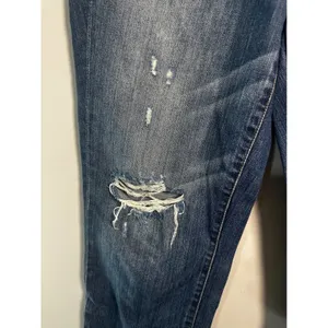 J.Crew Distressed Boyfriend Jeans Medium Wash‎ Ripped Patched C6982 Size 29 thumbnail 3