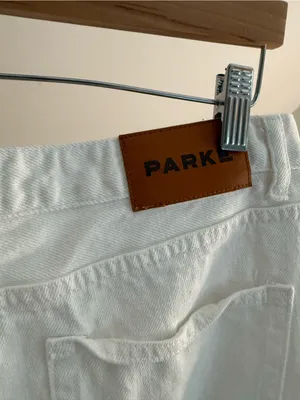 Parke Classic Straight Jeans in White size 31 thumbnail 3
