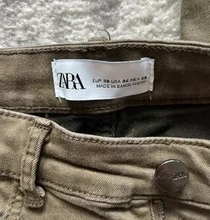 ZARA Jeans thumbnail 3