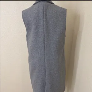 Zara Cream Trousers with Gray Sleeveless Coat thumbnail 6