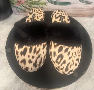 Victoria's Secret Signature Satin Slippers Leopard Animal Print Size S (6/7) thumbnail 1