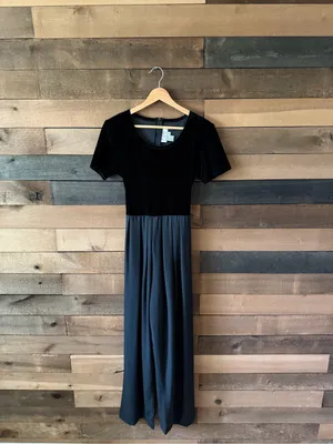 Vintage 90s CDC Black Velvet Wide Leg Jumpsuit Size 4 thumbnail 5