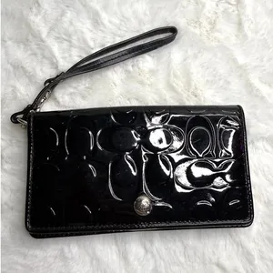 Coach Black Patent Leather Wristlet thumbnail 1