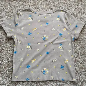 Forever 21 Women’s Floral Tee in Beige thumbnail 3
