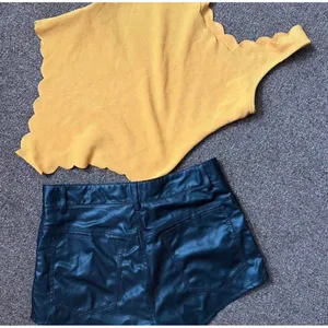 Blouse and short thumbnail 3