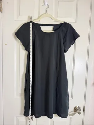 Abercrombie & Fitch Black Short Sleeve Dress with‎ Back Cutout thumbnail 4