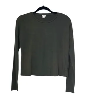 Garage Cropped Tee Solid Olive Green Long Sleeve Crew Neck Basic thumbnail 1