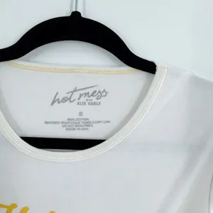 Hot Mess Alix Earle Off White Graphic Baby Tee Cropped T-Shirt Size Small thumbnail 4