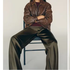 Aritzia Wilfred The Lodge Pant Satin Dark Olive thumbnail 5