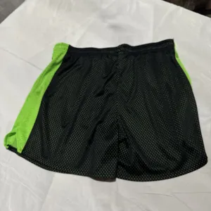 Under Armour Loose Womens Size XL Black Green Mesh Athletic Shorts thumbnail 6