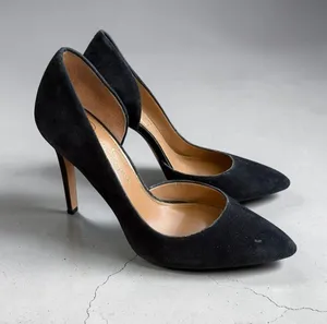 JESSICA SIMPSON Black Suede Pointed Heels Size 7.5 thumbnail 1