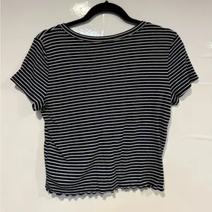 Blue and white stripe Hollister tie up short sleeve‎ thumbnail 4