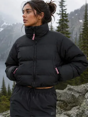 Stoic Women’s Synthetic Insulated Cropped Puffy Jacket in Black S thumbnail 1