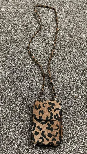 New Leopard Print Crossbody Bag Phone Wallet Travel Bag thumbnail 1