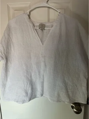 Joie Top Women’s crop thumbnail 1