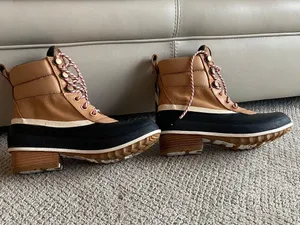 Sorel Boots thumbnail 1