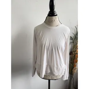 Lululemon Womens Long‎ Sleeve Mesh Hem Activewear Top Off-White Cream Size 8/10 thumbnail 2