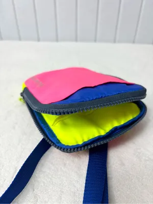 Lululemon Easy Access Crossbody Color Block Neon‎ Pink Highlight Bag thumbnail 6