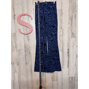 Urban Outfitters Bryn Pull On Flare Pants Blue And Black Swirl Print size XS thumbnail 9