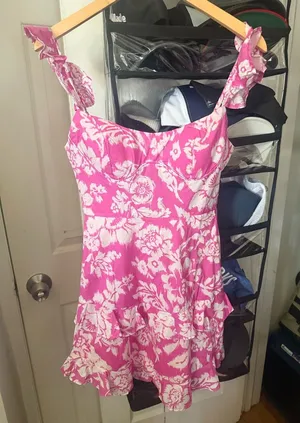 Selfie Leslie pink mini dress thumbnail 1