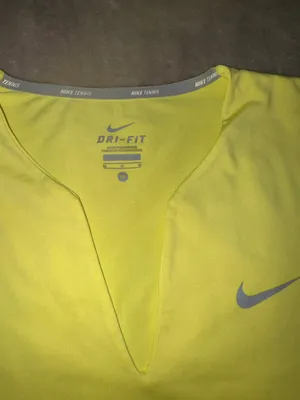 Nike Dri-Fit Shirt thumbnail 2