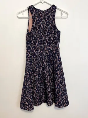 AQUA Navy Blue Lace Light Pink Lining V-Neck Sleeveless Fit Flare Skater Dress thumbnail 9