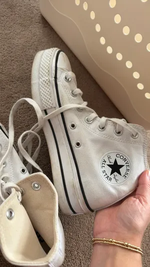 White High-Top Converse thumbnail 3