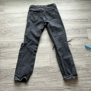 Abercrombie & Fitch - 90's Straight Ultra High Rise Size 28/6R Black Denim thumbnail 7